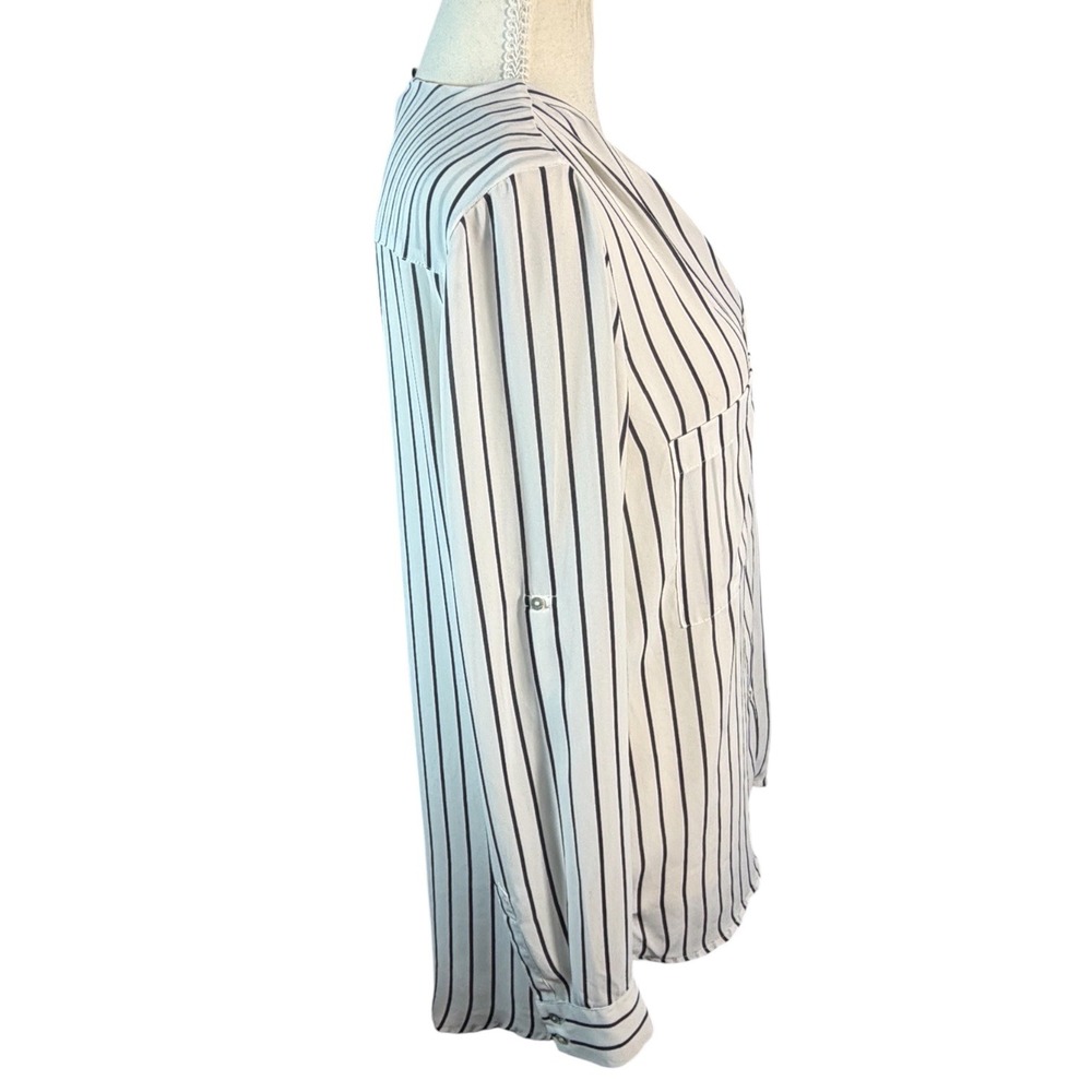 H&M Striped Blouse Womens Size 10 White Black V-Neck Roll Tab Sleeve Button Down - Picture 5 of 14